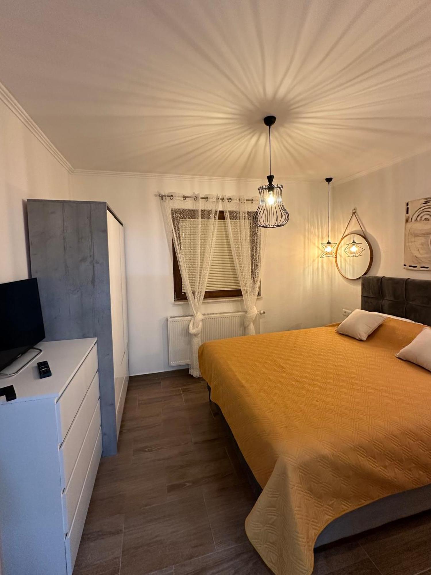 Apartman Lana 弗拉西克 外观 照片